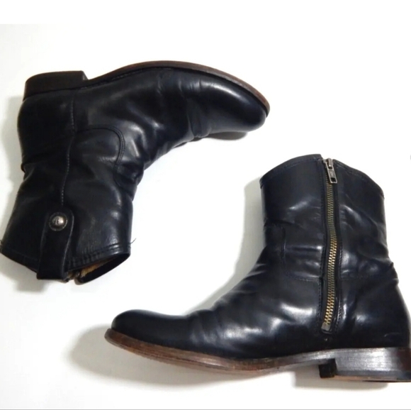 Frye Melissa Short Zip Ankle Boots - Picture 3 of 8